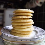 Stack_of_Plain_Biscuits